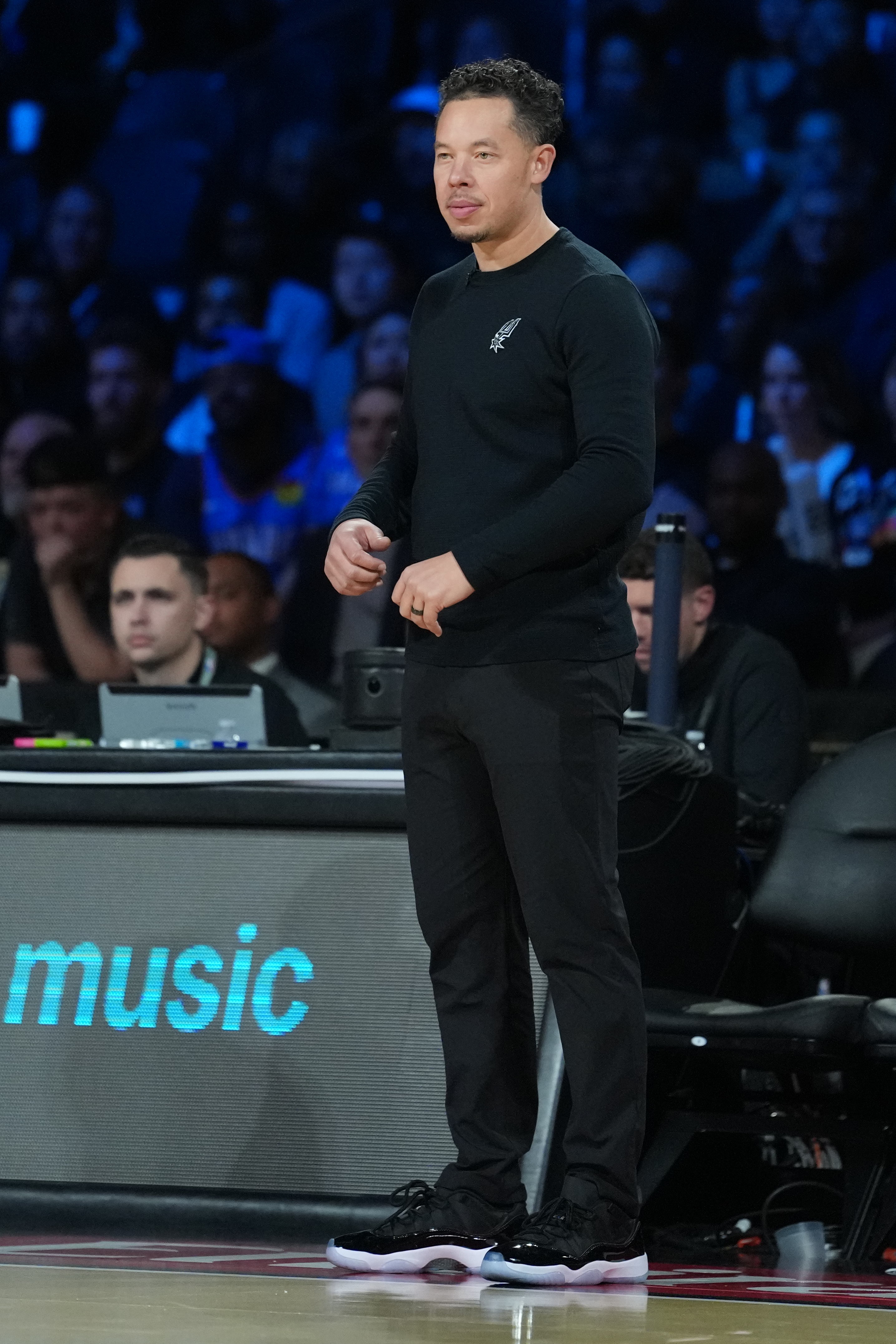 yl23455永利官网-解说：马刺进攻不稳定 核心打法也不明确 今天几乎全员松懈