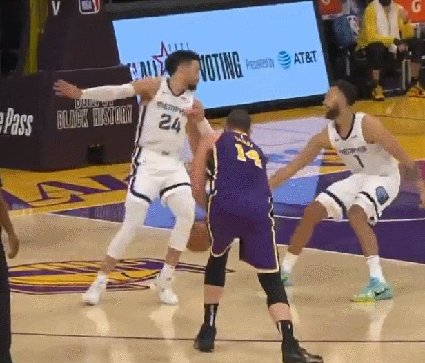 yl23455永利官网-爆扣拉弓似满月！36岁詹皇距过气还远 距MVP很近